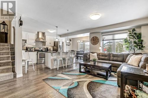6 - 1434 Blackwell Boulevard, London North (North D), ON - Indoor Photo Showing Living Room