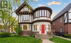 14 WELLINGTON Street  Brantford, ON N3T 2L4