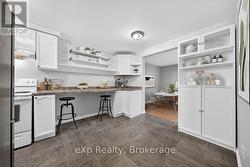 75 - 129 VICTORIA ROAD N  Guelph (Grange Road), ON N1E 6V4