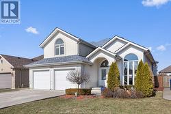 176 DIANE CRESCENT  Lakeshore, ON N9K 1G2