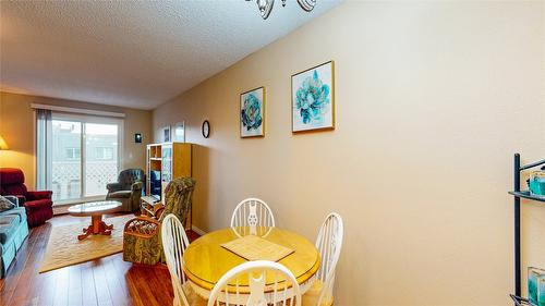 1304-2015 2Nd Street, Cranbrook, BC - Indoor