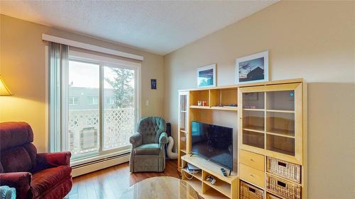 1304-2015 2Nd Street, Cranbrook, BC - Indoor