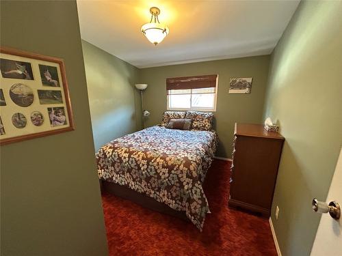 30 101 Avenue, Kimberley, BC - Indoor Photo Showing Bedroom