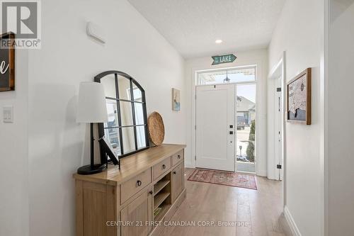 35 Compass Trail, Central Elgin, ON - Indoor Photo Showing Other Room