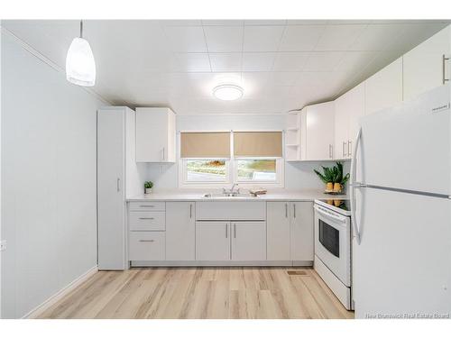 35 Kelly'S Dr, Fredericton, NB 