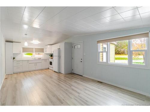 35 Kelly'S Dr, Fredericton, NB 