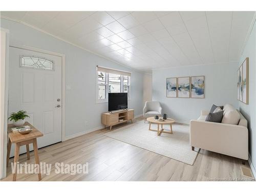 35 Kelly'S Dr, Fredericton, NB 