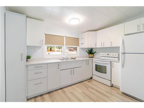 35 Kelly'S Dr, Fredericton, NB 