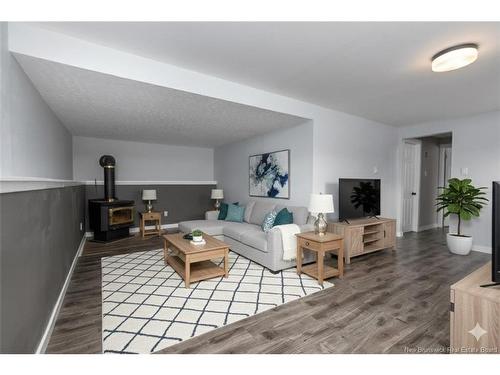 21 Shawn Crt, Riverview, NB 
