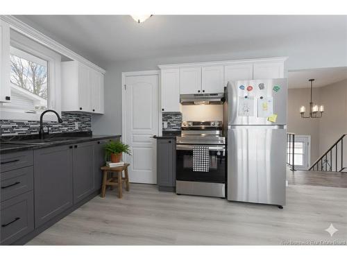 21 Shawn Crt, Riverview, NB 