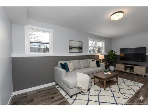 21 Shawn Crt, Riverview, NB 