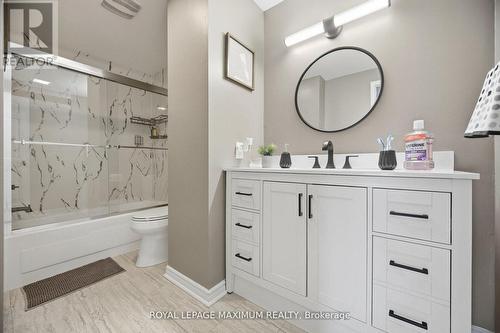 7493 Bybrook Drive, Mississauga, ON - Indoor Photo Showing Bathroom