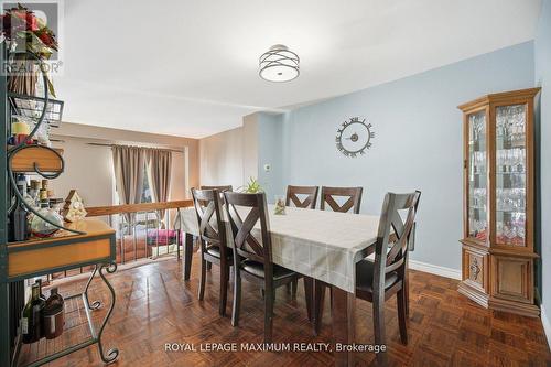7493 Bybrook Drive, Mississauga, ON - Indoor Photo Showing Dining Room
