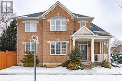 854 MCDUFFE CRESCENT  Milton, ON L9T 6M7