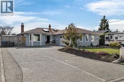 542 Panorama Pl  Parksville, BC V9P 1A2