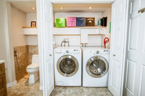 Salle de bains - 7 Ch. Reddington, Otter Lake, QC - Indoor Photo Showing Laundry Room