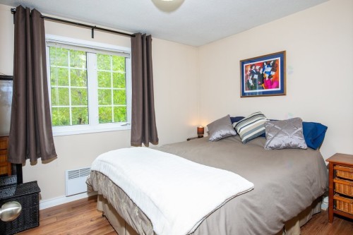 Chambre à coucher - 7 Ch. Reddington, Otter Lake, QC - Indoor Photo Showing Bedroom