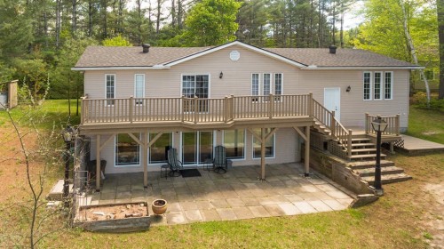 Extérieur - 7 Ch. Reddington, Otter Lake, QC - Outdoor With Deck Patio Veranda