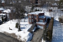 1585 Rue des Alouettes  Saint-Bruno-De-Montarville, QC J3V 6E4