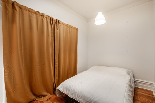 Bureau - 523 Av. Ash, Montréal (Le Sud-Ouest), QC - Indoor Photo Showing Bedroom