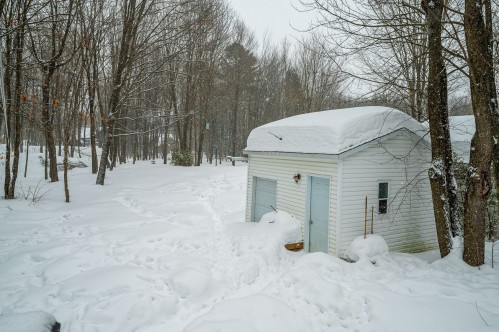 Courtyard - 163 Rue Du Boisé, Saint-Colomban, QC - Outdoor