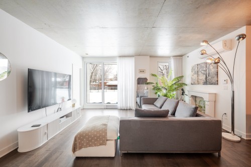 318-4599 Av. Clanranald  Montréal (Côte-Des-Neiges/Notre-Dame-De-Grâce), QC H3X 0B1