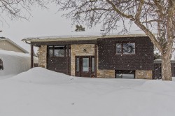 148 Rue Valiquet  Sainte-Anne-Des-Plaines, QC J5N 4J5