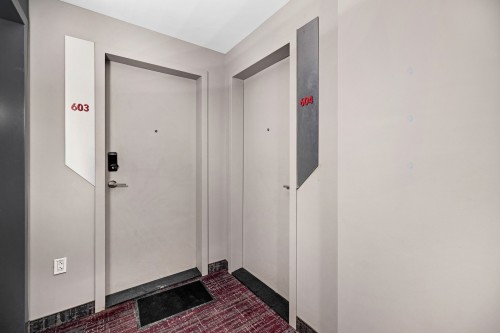 Exterior - 604-2100 Boul. St-Laurent, Montréal (Ville-Marie), QC - Indoor Photo Showing Other Room