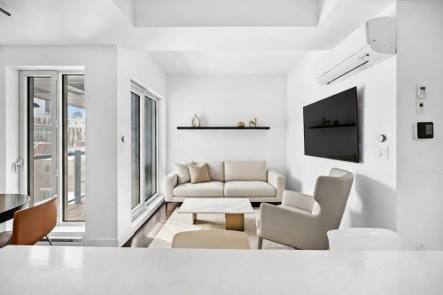 Living Room - 604-2100 Boul. St-Laurent, Montréal (Ville-Marie), QC - Indoor