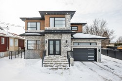 1017 Ch. du Clocher  Saint-Jean-Sur-Richelieu, QC J2Y 1A4