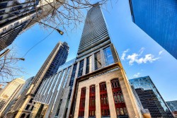 2807-720 Rue St-Jacques  Montréal (Ville-Marie), QC H3C 1A1