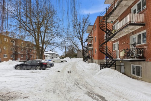 Stationnement - 75  - 79 5E Avenue, L'Île-Perrot, QC - Outdoor