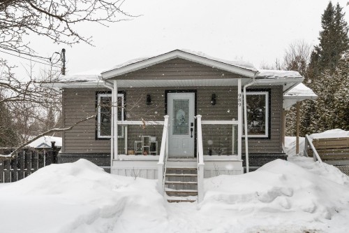 Front of Structure - 989 Rue Labossière, Saint-Jérôme, QC 