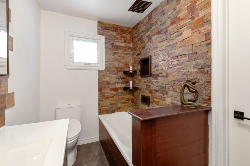 Bathroom - 989 Rue Labossière, Saint-Jérôme, QC 