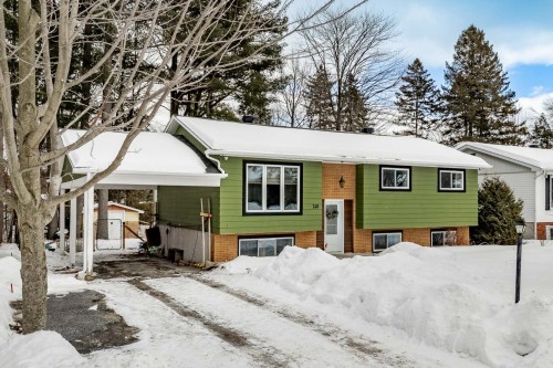 740 Rue Turcotte  Sherbrooke (Les Nations), QC J1L 1N4