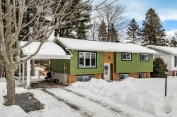 740 Rue Turcotte  Sherbrooke (Les Nations), QC J1L 1N4