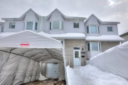 10044 Rue Sylvain-Garneau  Montréal (Rivière-Des-Prairies/Pointe-Aux-Trembles), QC H1C 2G3