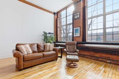 Living Room - 212-201 Rue St-Louis, Saint-Jean-Sur-Richelieu, QC - Indoor Photo Showing Other Room