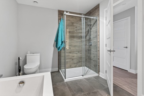 Salle de bains - 954 Rue Magnone, Granby, QC - Indoor Photo Showing Bathroom
