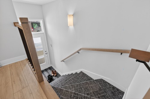 Hall d'entrée/Vestibule - 954 Rue Magnone, Granby, QC - Indoor Photo Showing Other Room