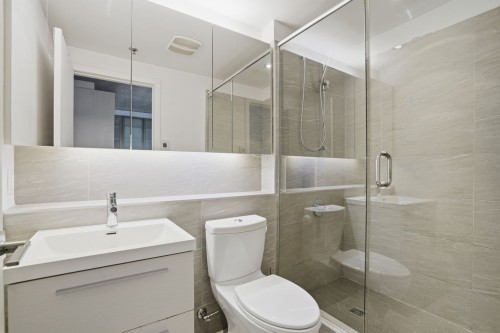 Bathroom - 409-198 Rue Ann, Montréal (Le Sud-Ouest), QC - Indoor Photo Showing Bathroom