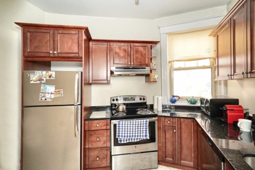 Cuisine - 5-4330 Rue Sherbrooke O., Westmount, QC - Indoor Photo Showing Kitchen