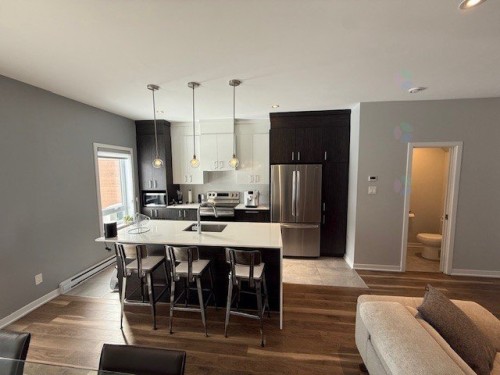 Cuisine - 17130 Rue Jacques-Cartier, Mirabel, QC - Indoor