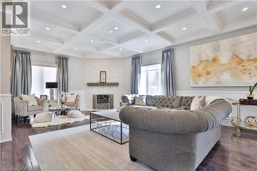 1436 Crescent Road, Mississauga, ON - Indoor Photo Showing Living Room With Fireplace