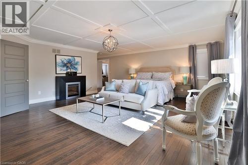 1436 Crescent Road, Mississauga, ON - Indoor Photo Showing Living Room With Fireplace