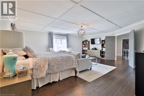 1436 Crescent Road, Mississauga, ON - Indoor Photo Showing Bedroom