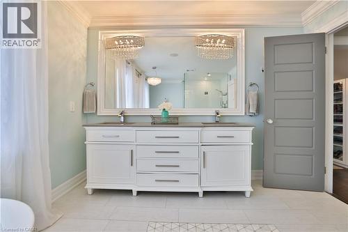 1436 Crescent Road, Mississauga, ON - Indoor Photo Showing Bathroom