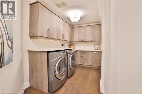 1436 Crescent Road, Mississauga, ON - Indoor Photo Showing Laundry Room