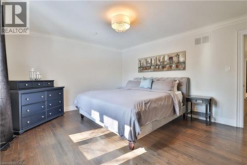 1436 Crescent Road, Mississauga, ON - Indoor Photo Showing Bedroom