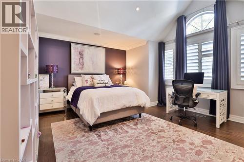 1436 Crescent Road, Mississauga, ON - Indoor Photo Showing Bedroom